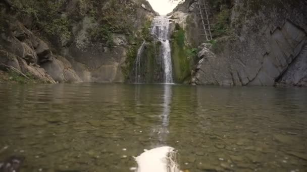 Waterfall Troyan Skoka — Stock Video