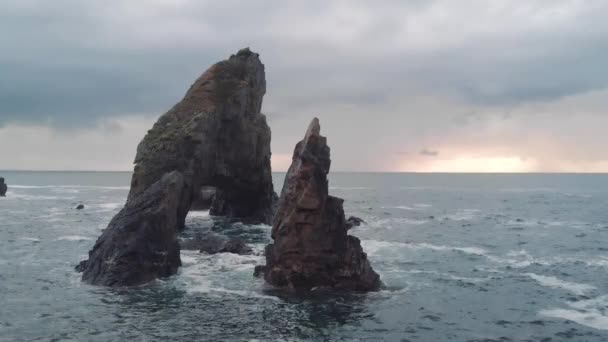 Crohy Head Donegal Ireland Ocean Wave Rocks Sunset — Video