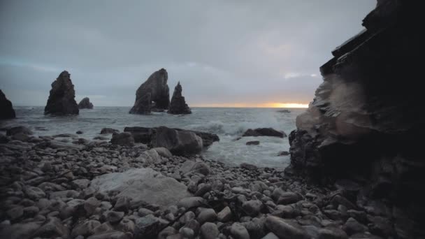 Crohy Head Donegal Ireland Ocean Wave Rocks Sunset — ストック動画