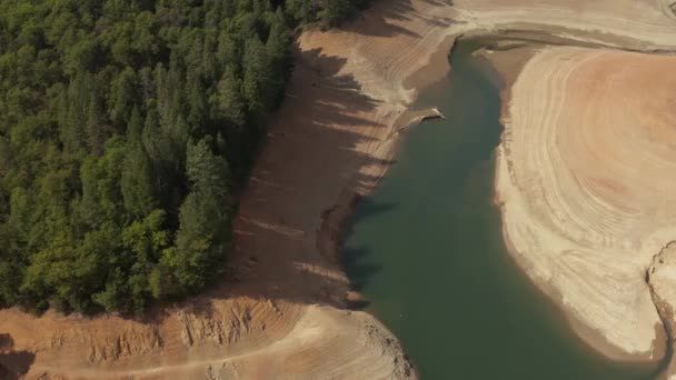 Aerial View Shasta Lake Rotating Trees Looking Water Northern California — Stockvideo