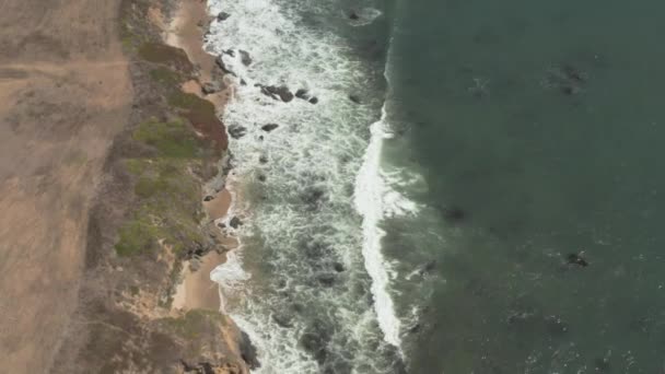 Πετώντας Πάνω Από Pacific Coast Highway Κοντά Half Moon Bay — Αρχείο Βίντεο