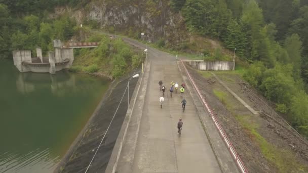 Aerial View Group Ciclyst Tura Copaci Bike Race Colibita Romania — Stock video