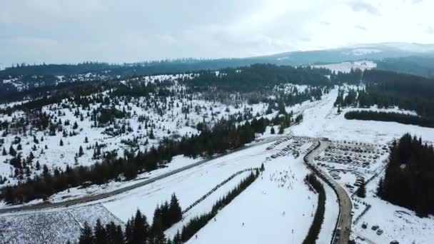 Aerial Panoramic View Topolita Snow Summit Romania Transylvania Drone Panning — Stockvideo