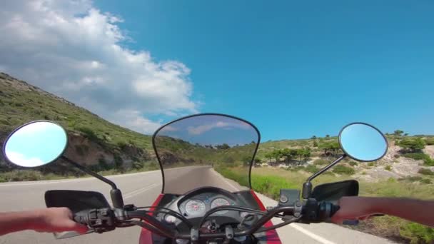 Motorradfahren Auf Dem Penteli Griechenland Einem Sommernachmittag Etwas Freizeit Verbringen — Stockvideo
