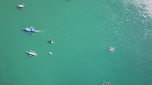 Aerial View Directly Emerald Green Waters Traditional Filipino Boats Tracking — Video Stock