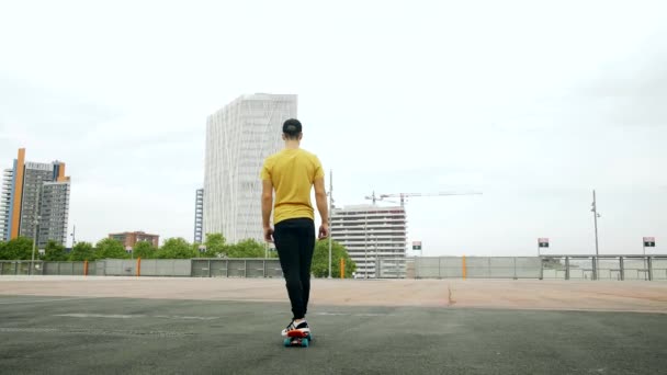 Young Attractive Trendy Man Skateboarding Fast Solar Panel Morning Sunny — Vídeo de stock