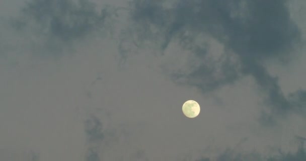 Moon Glowing Clouds Evening — ストック動画
