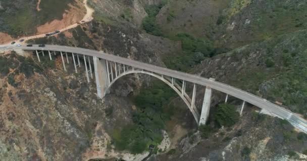 Aerial Drone Stock Video Bixby Bridge Highway Water Shore Big — Video Stock