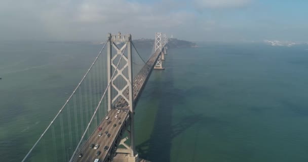 Fotografia Aérea Veículos Movimento San Francisco Oakland Bay Bridge Com — Vídeo de Stock