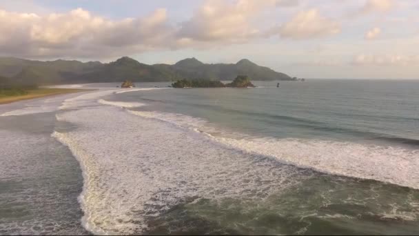 Kili Kili Beach Located Trenggalek East Java Indonesia One Biggest — Video Stock