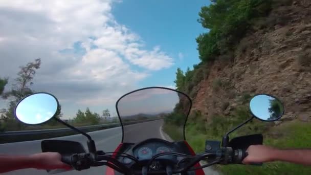 Een Motor Penteli Berg Griekenland Wat Vrije Tijd Doorbrengen Een — Stockvideo