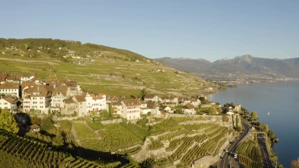 Flying Reverse Away Typical Village Rivaz Lavaux Vineyard Switzerlandcgn Belle — Stockvideo