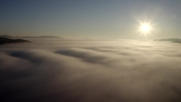 Zonsondergang Boven Mist Geweldige Natuur — Stockvideo