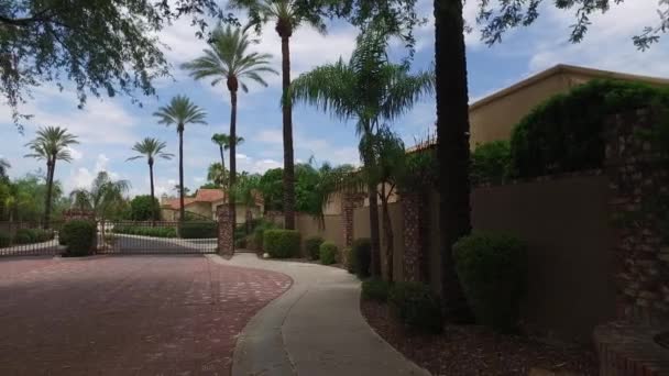 Cancelli Sicurezza Proteggono Proprietà Scottsdale Arizona — Video Stock