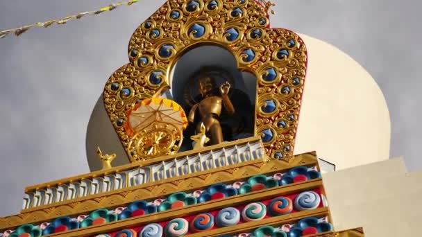 Una Cupola Sullo Stupa Con Statua Buddista Red Feather Lakes — Video Stock