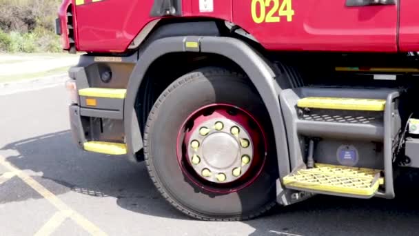 Nsw Βήματα Firetruck Αναδιπλούμενο Και Δίσκους — Αρχείο Βίντεο