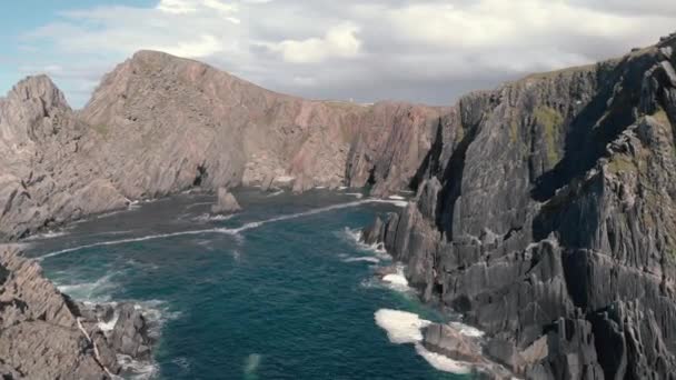 Hells Hole Malin Head Donegal Ireland — Vídeo de stock