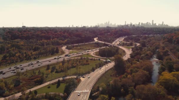 Fall Colour Don Valley Parkway Toronto Ontario Canada — Stockvideo