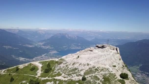 Aerial View Young Man Standing Top Cima Vezzena Pizzo Levico — Vídeo de Stock