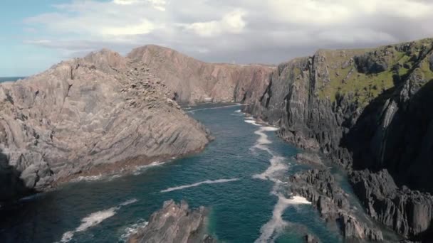 Hells Hole Malin Head Donegal Ireland — Stockvideo