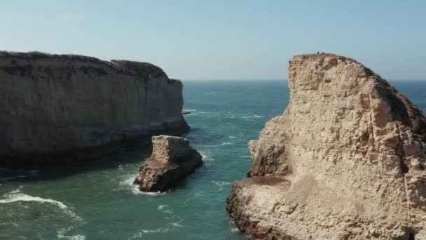 Aerial View Ocean Shark Fin Cove High Way Northern California — ストック動画