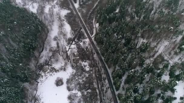 Aerial View Cars Driving Winter Country Road Snowy Forest — 图库视频影像