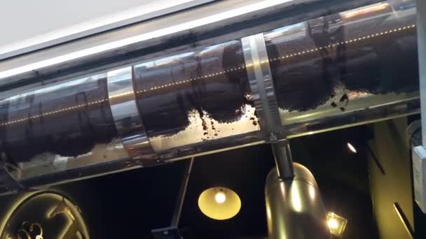 Coffee Beans Spin Clear Cylindrical Coffee Roaster Coffee Shop Thessaloniki — Stok video