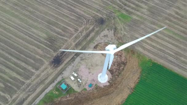 Overhead Tilting Shot Wind Turbine Farming Field — Stock videók