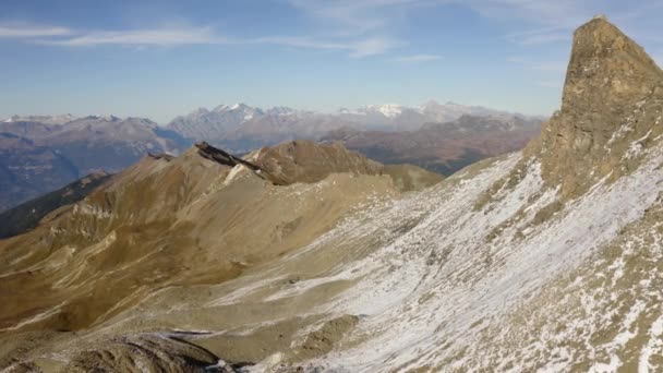 Aerial Climbing Rocky Summit Revealing Alpine Landscape Becs Bosson Valais — Stockvideo