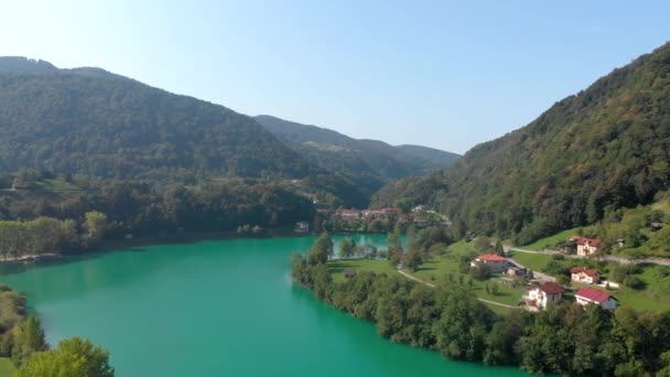 Flying Beautiful Lake Aerial Shot Clean Water Slovenia Accumulation Lake — Stock video
