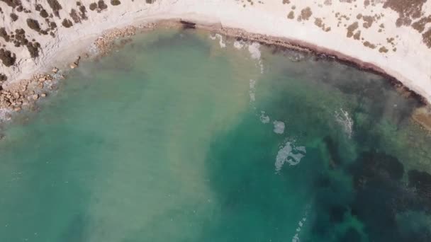 Aerial Drone Video Eastern Malta Marsaxlokk Area Hofra Kbira Bay — 비디오