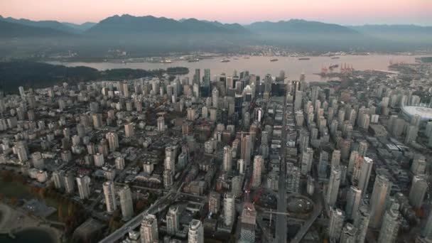 Aerial Wide Shot Granville Street Downtown Vancouver Dusk — Vídeos de Stock