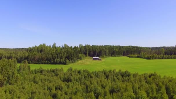 Slowly Left Right Panning Video Lonely Barn Finnish Countryside Middle — Wideo stockowe