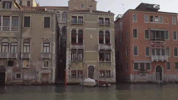 Wide Shot Beautiful Venetian Architecture Morning Sunlight Venice Italy — Stock Video