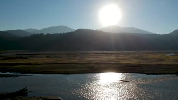 Flygdrönare Film Mot Slutet Sommaren Vid Alder Lake Washington State — Stockvideo