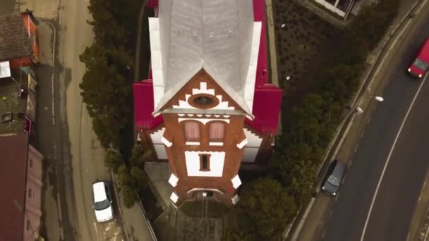 Aerial Drone Close Fly Red Roofed Church Small Community City — 비디오