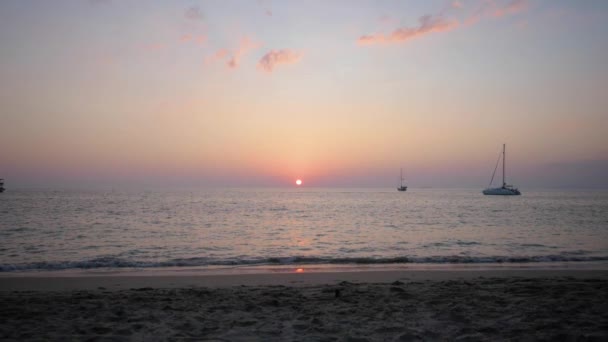 Ampla Foto Pôr Sol Horizonte Praia Asiática Movimento Ultra Lento — Vídeo de Stock