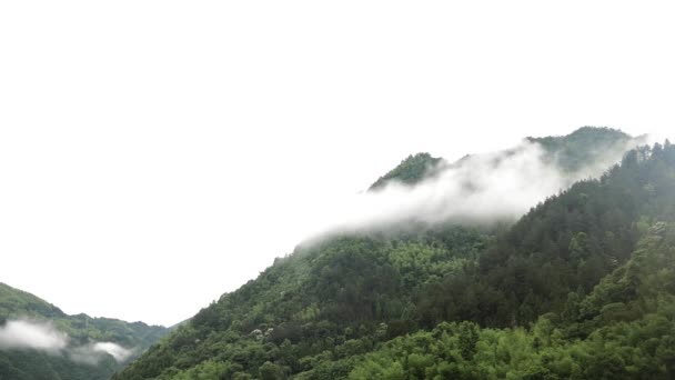 Временной Промежуток Перемещения Облаков Над Китайскими Горами — стоковое видео