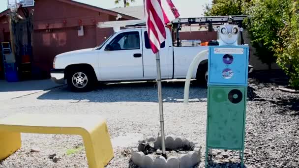 Wide Shot Robot Library Side Road Phoenix Arizona — Stock Video