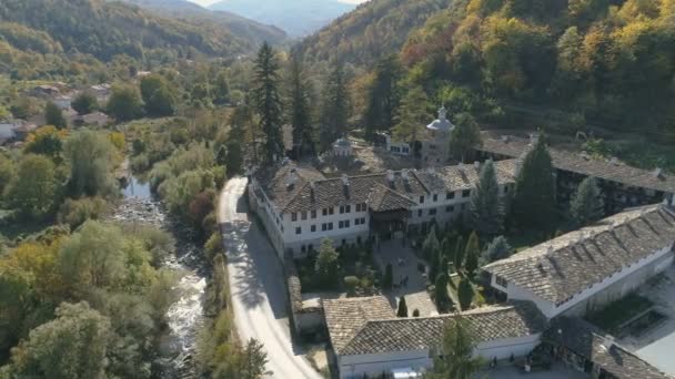 Aerial Amazing View Troyan Monastery Middle Balkan Mountains — Αρχείο Βίντεο