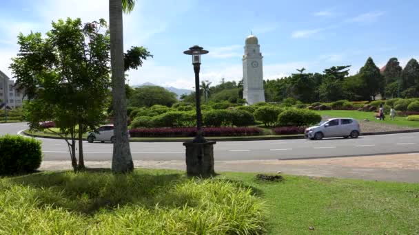 Widok Kota Kinabalu Wieża Zegarowa — Wideo stockowe