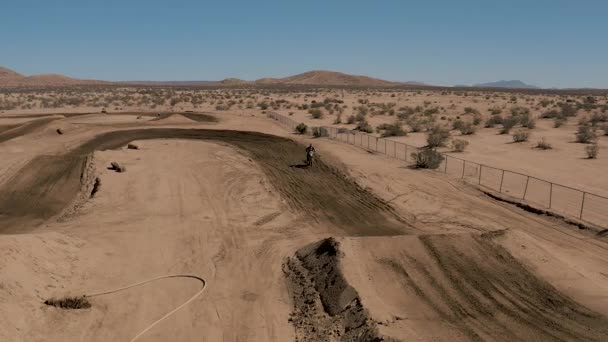 Slowmo Motocross Rider Coming Camera Jumping Aerial Spinning Shot — 图库视频影像