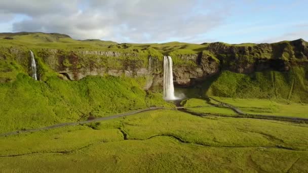 Wodospad Seljalandsfoss Islandii Piękny Wrześniowy Dzień Gopro Karma Drone — Wideo stockowe