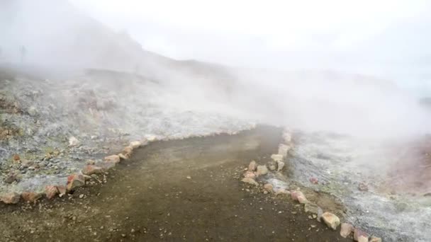 Hiking Landmannalaugar Volcano Iceland — Stock Video