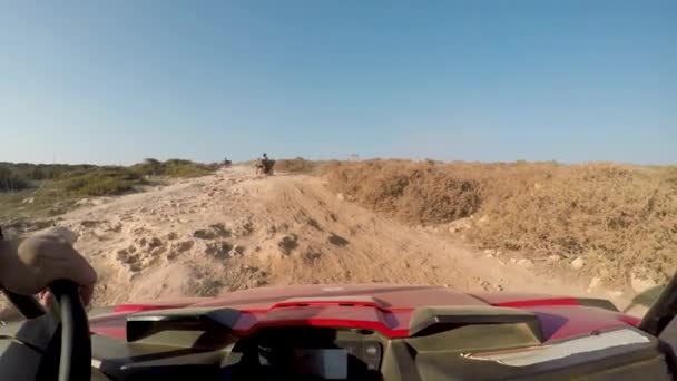 그레코 Cavo Greco 의험한 지형에서 언덕을 운전하는 모습이 보이는 지점은 — 비디오