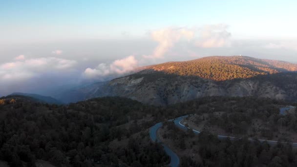 Rising Aerial Drone Shot Mount Olympus Sunrise — Vídeo de Stock