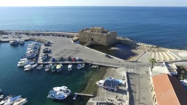 Aerial Shot Pulling Back Castle Pafos Inland Revealing Boat Docks — 비디오