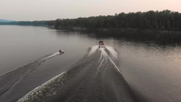 Tubing Sunset Mississippi River — ストック動画