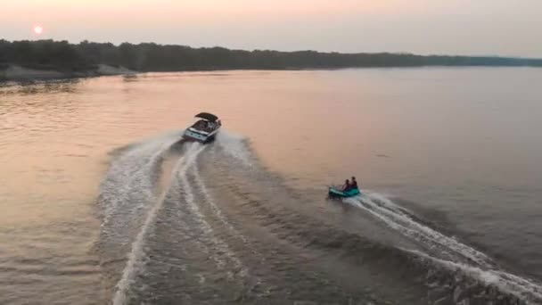 Tubing Sunset Mississippi River — Stock video