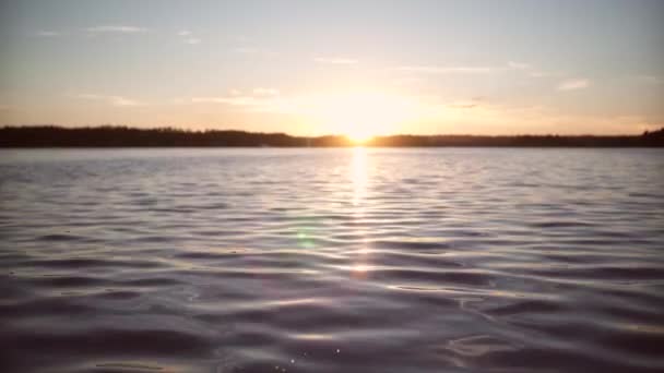 Resolusi Sunset Lake — Stok Video